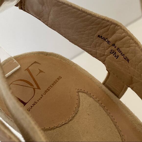 Diane Von Furstenberg DVF Zia Suede Platform Heels size 9 - Picture 5 of 12